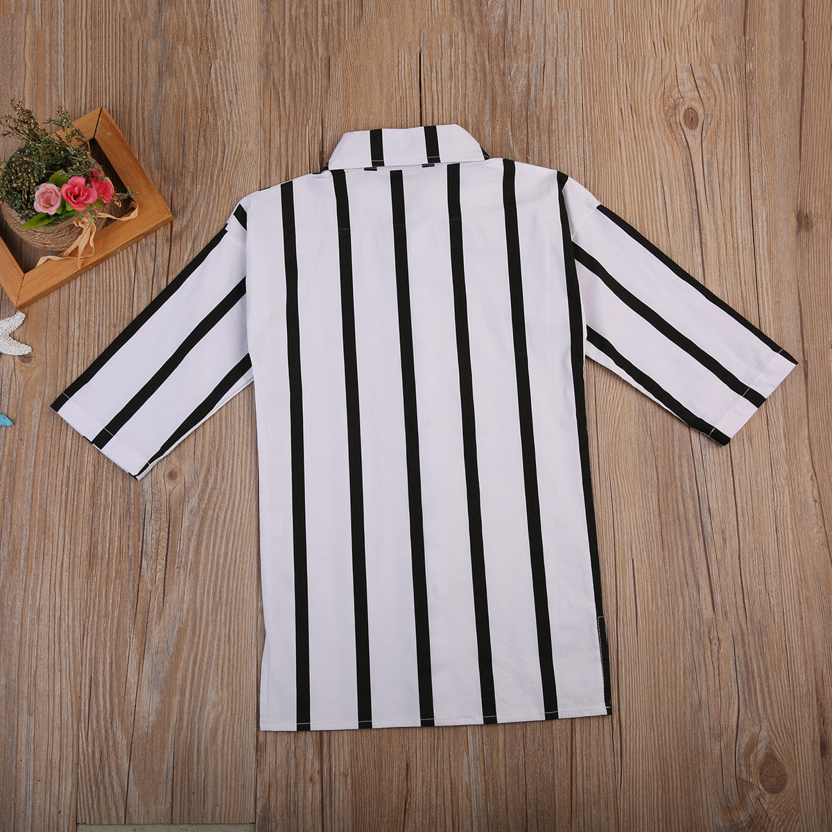 Black and white vertical stripe shirt - Tokcobstore
